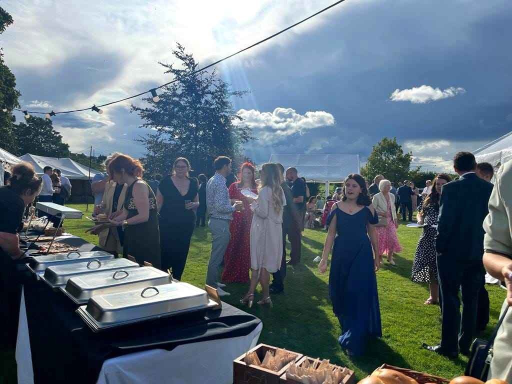 tasty hog roast wedding, Swidnon